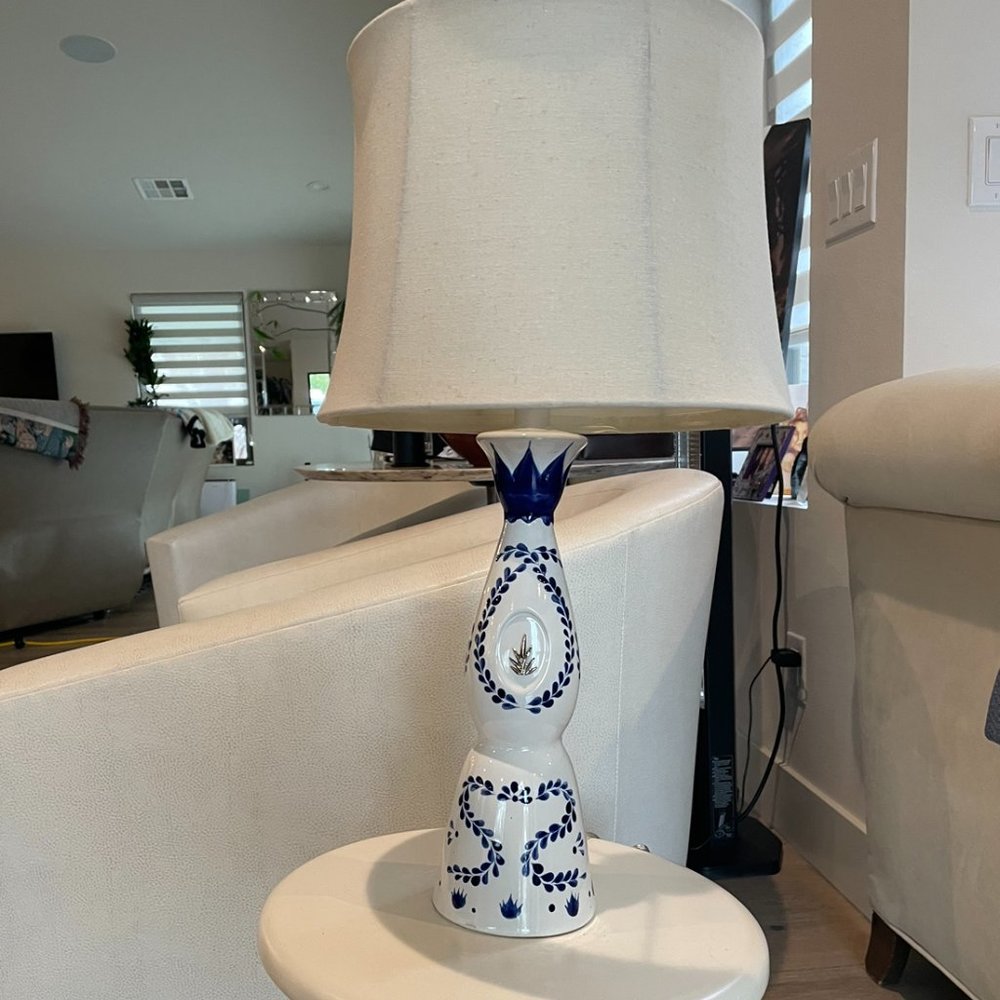 Clase Azul Reposado Tequila  Lamp